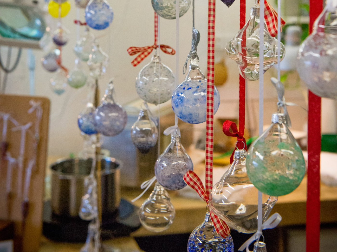 Twelve Days of Glass: A Handcrafted Holiday Collection - Image 5